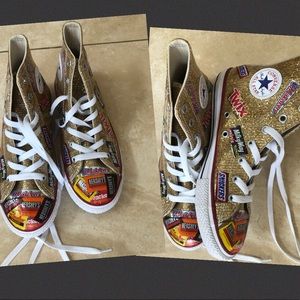 Converse High Tops in Gold Sparkle sz 4Y